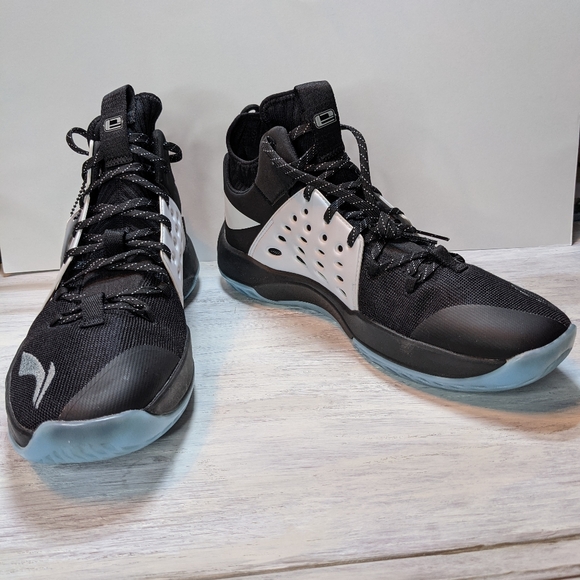 Li Ning CJ McCollum 'Sonic 7' PE